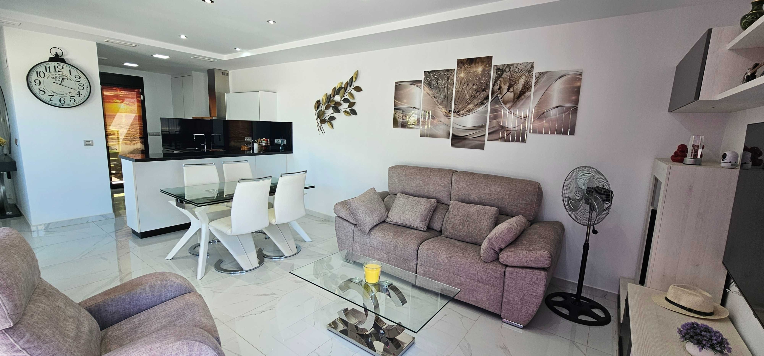Luxury Corner Villa with Private Pool and Panoramic Solarium in Los Montesinos