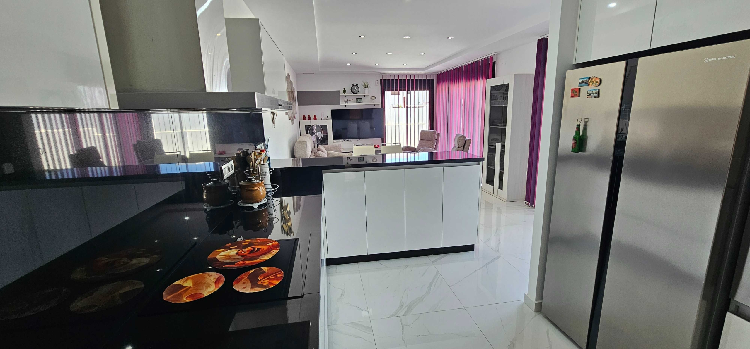 Luxury Corner Villa with Private Pool and Panoramic Solarium in Los Montesinos
