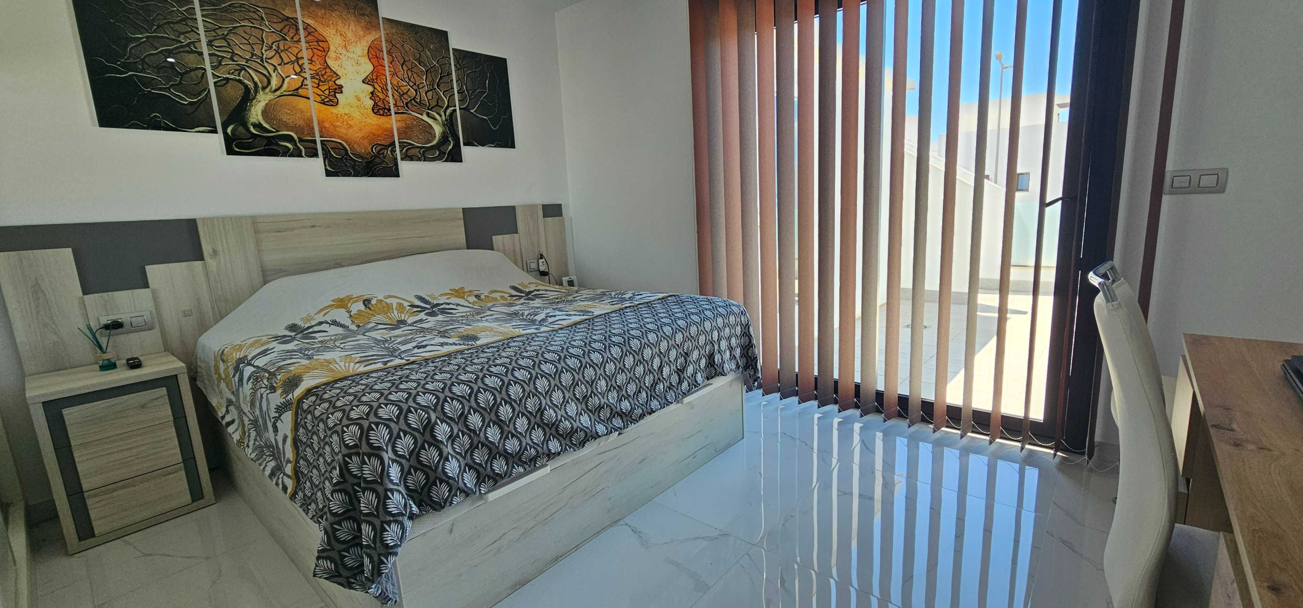 Luxury Corner Villa with Private Pool and Panoramic Solarium in Los Montesinos