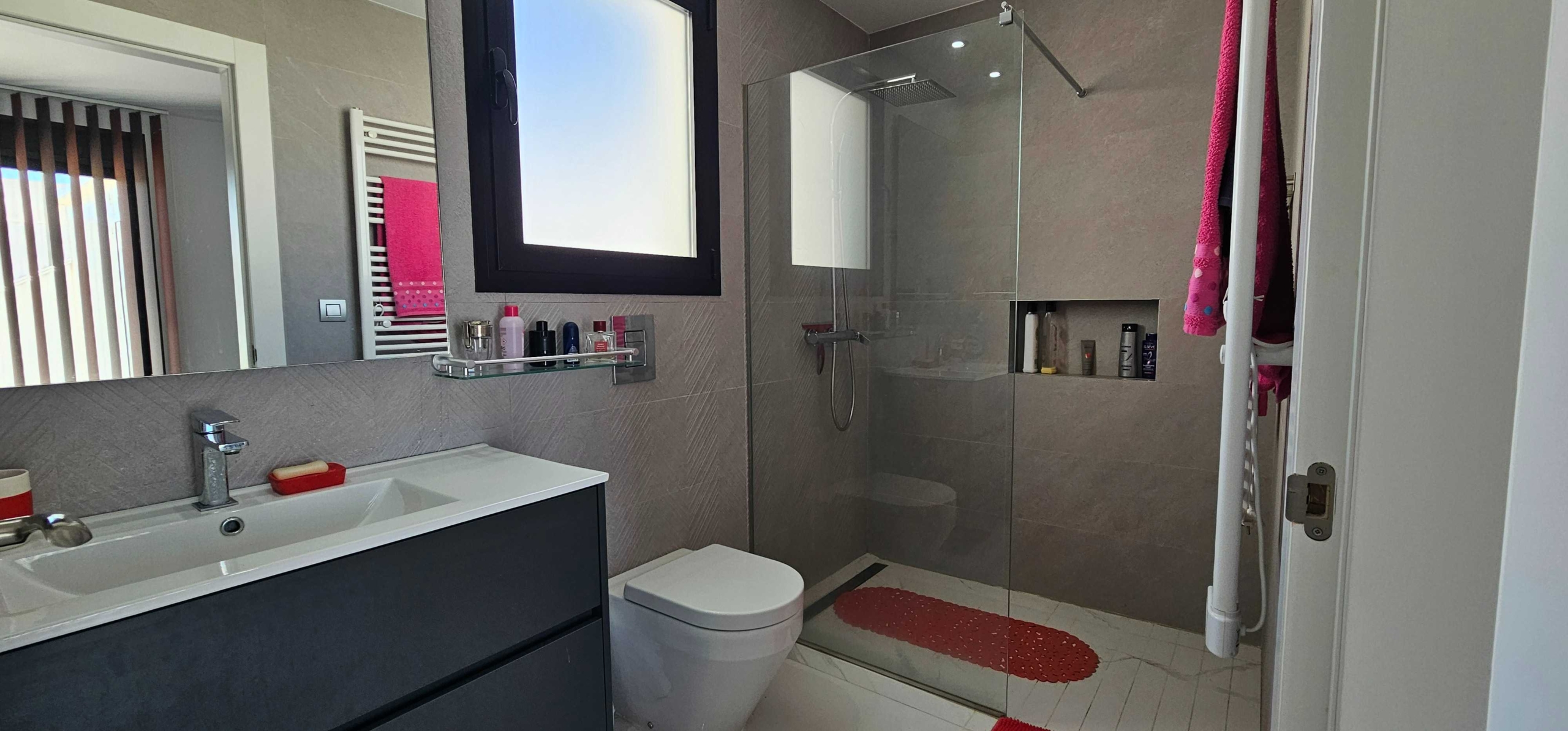 Luxury Corner Villa with Private Pool and Panoramic Solarium in Los Montesinos