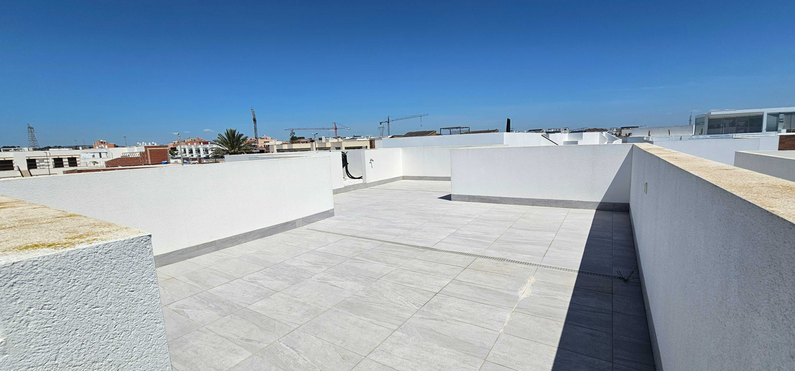Luxury Corner Villa with Private Pool and Panoramic Solarium in Los Montesinos