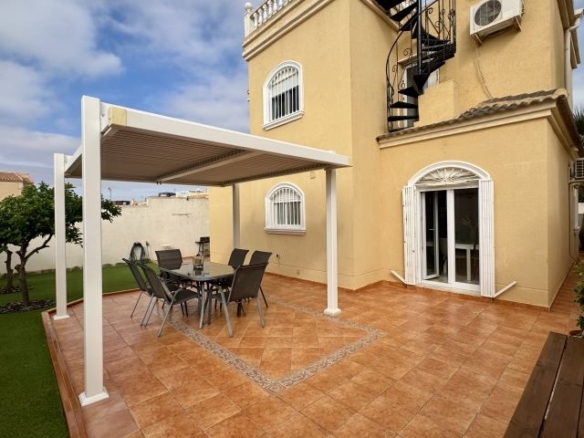 Villa for Sale in Torrevieja, Alicante