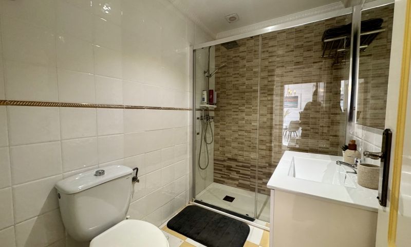 Villa for Sale in Torrevieja, Alicante