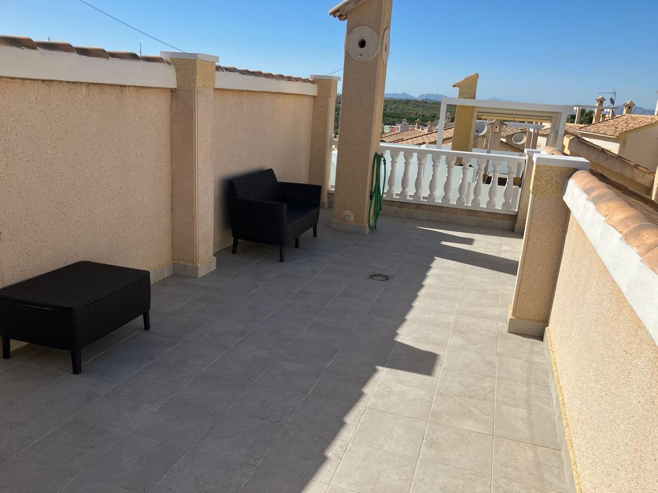 Detached Villa with Private Saltwater Pool in Lake Area Los Almendros