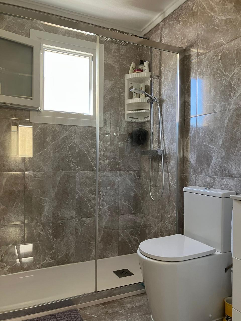 Detached Villa with Private Saltwater Pool in Lake Area Los Almendros