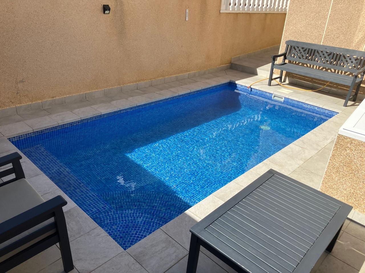 Detached Villa with Private Saltwater Pool in Lake Area Los Almendros