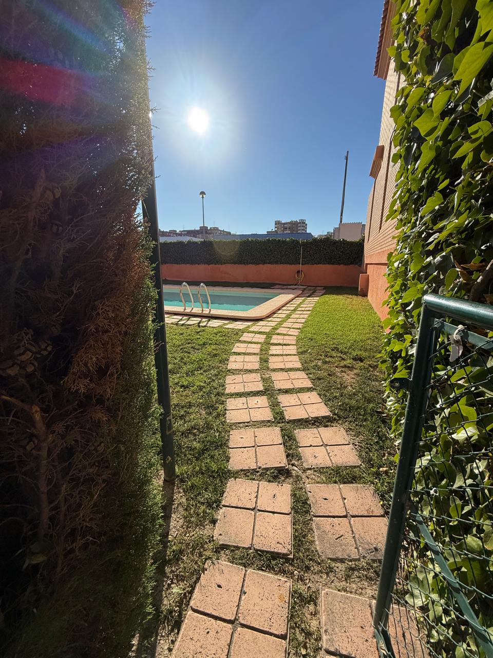 Spacious Luxury Semi-Detached Residence with Pool in Nou Nazaret – San Juan de Alicante