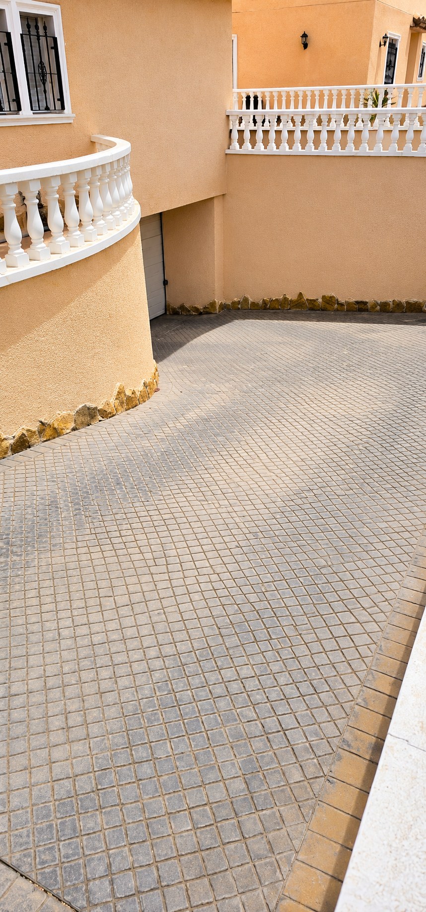 Elegant 3 Bedroom Apartment with 60 m² Terrace and Wellness Facilities in Los Dolses