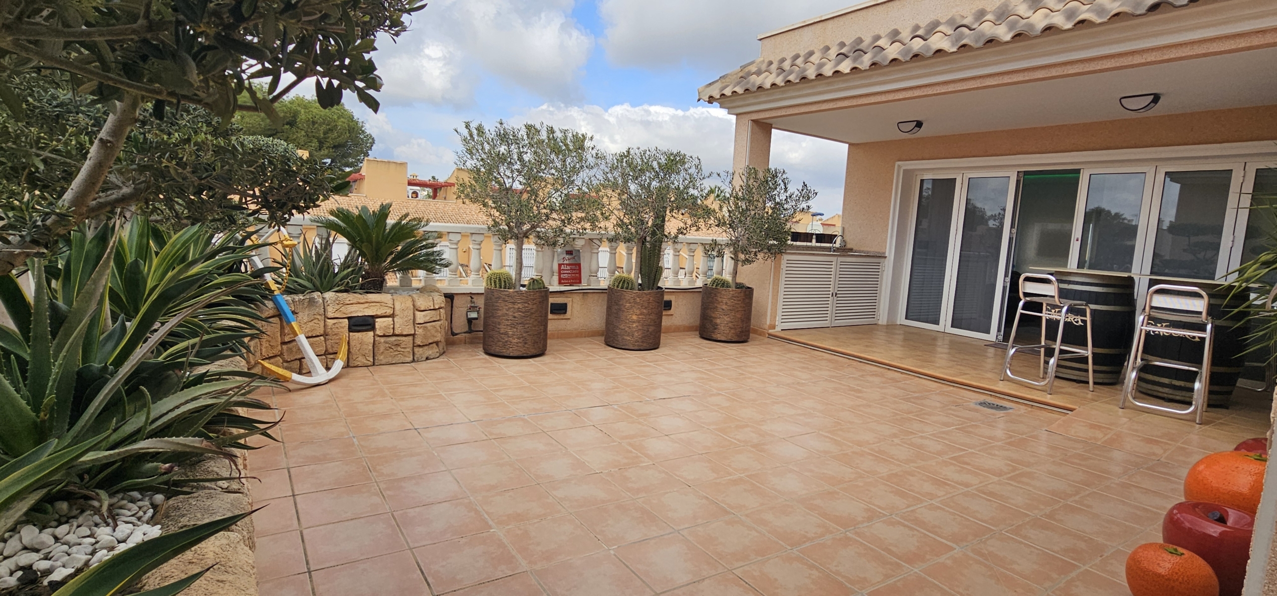 Elegant 3 Bedroom Apartment with 60 m² Terrace and Wellness Facilities in Los Dolses