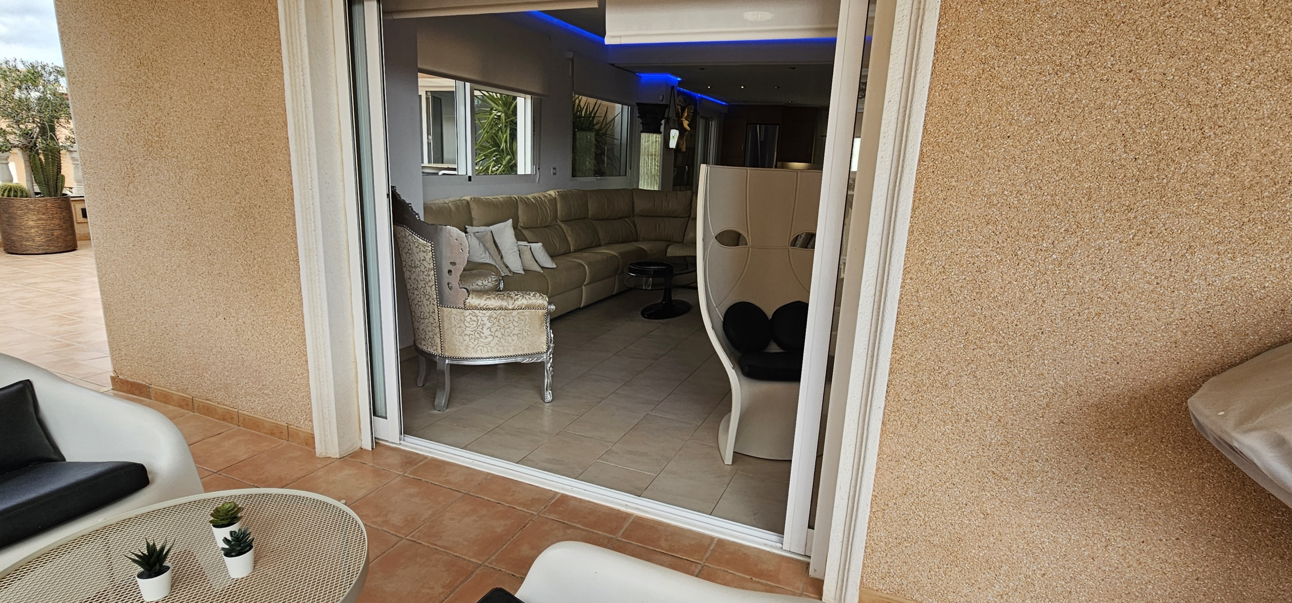 Elegant 3 Bedroom Apartment with 60 m² Terrace and Wellness Facilities in Los Dolses