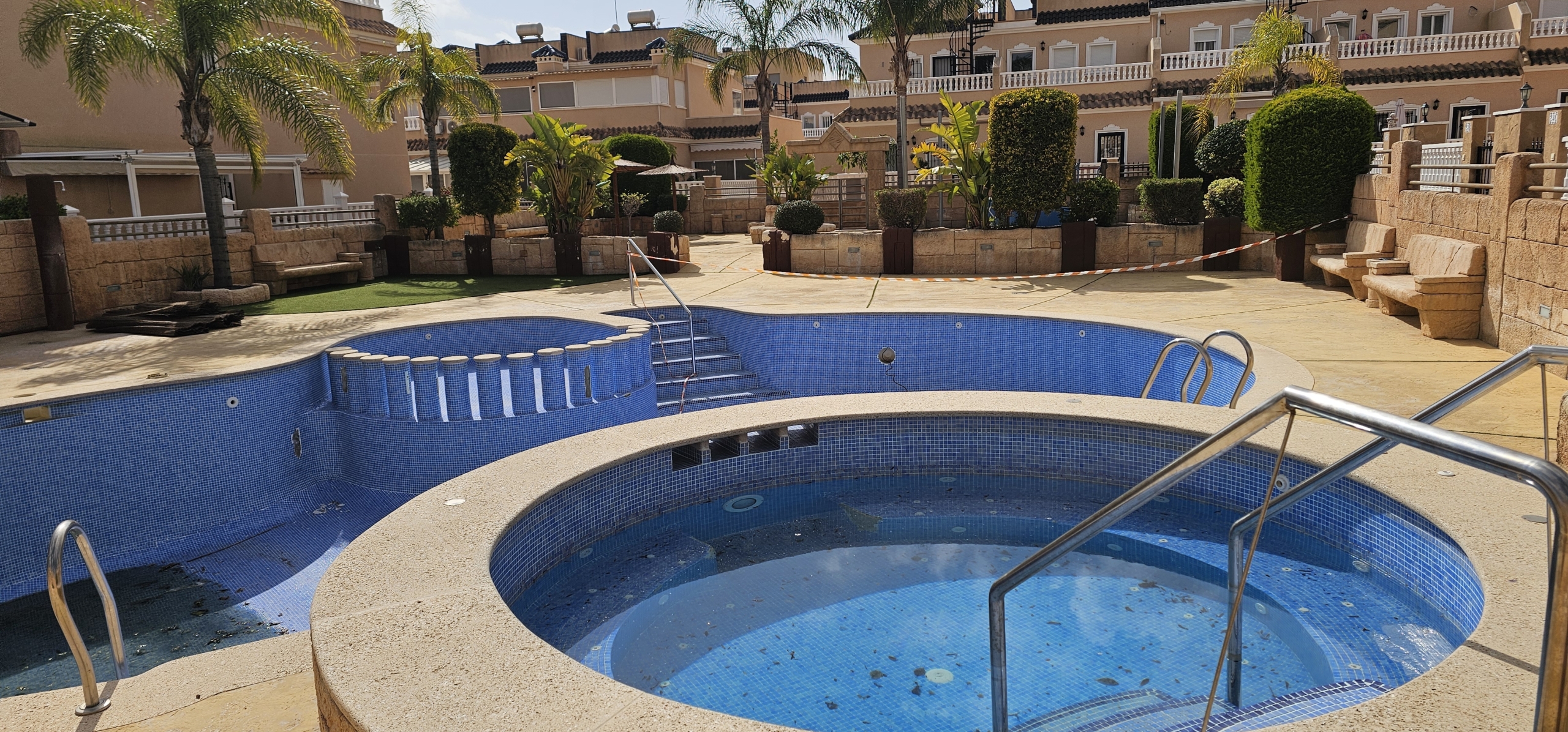 Elegant 3 Bedroom Apartment with 60 m² Terrace and Wellness Facilities in Los Dolses