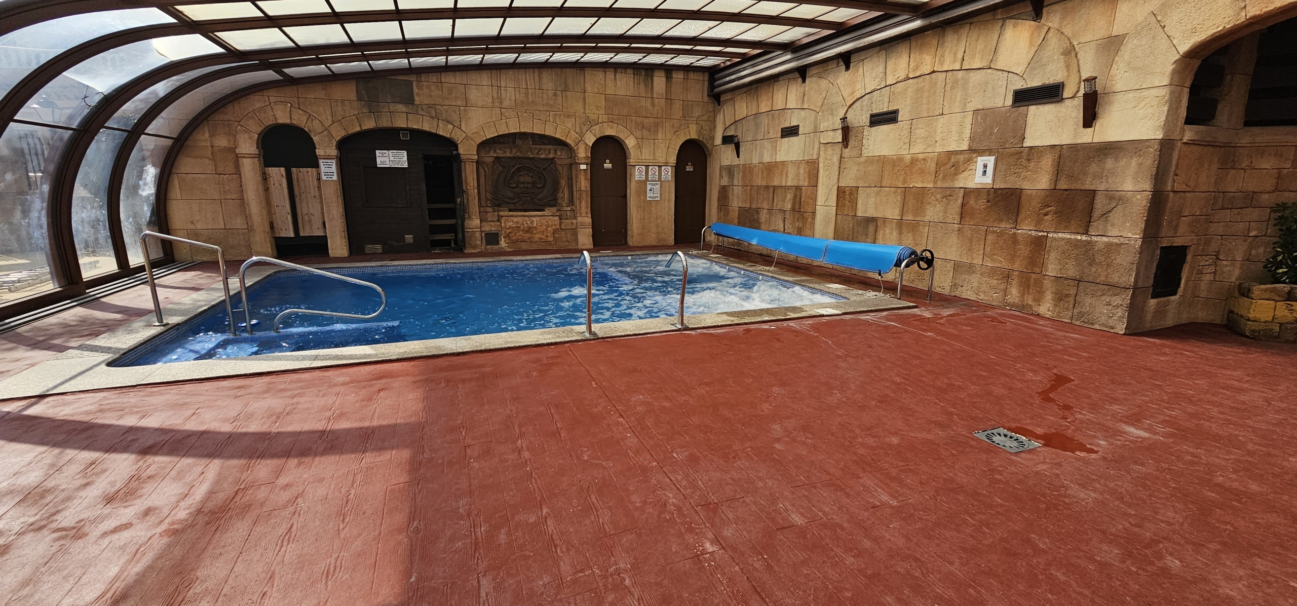 Elegant 3 Bedroom Apartment with 60 m² Terrace and Wellness Facilities in Los Dolses