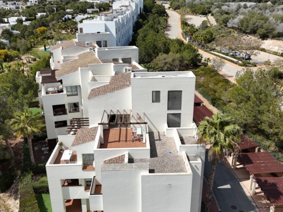 Exclusive Launch | Luxury Penthouse with Sea Views in Las Colinas Golf & Country Club YC297399