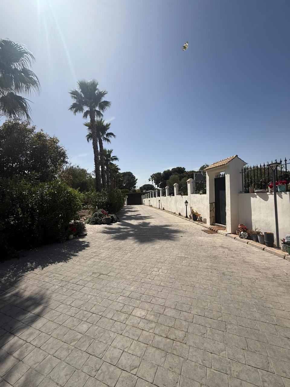 Private Mediterranean Estate with Guest Accommodation and Resort-Style Grounds