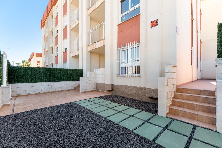 Exclusive Renovated Apartments in Lomas de Cabo Roig