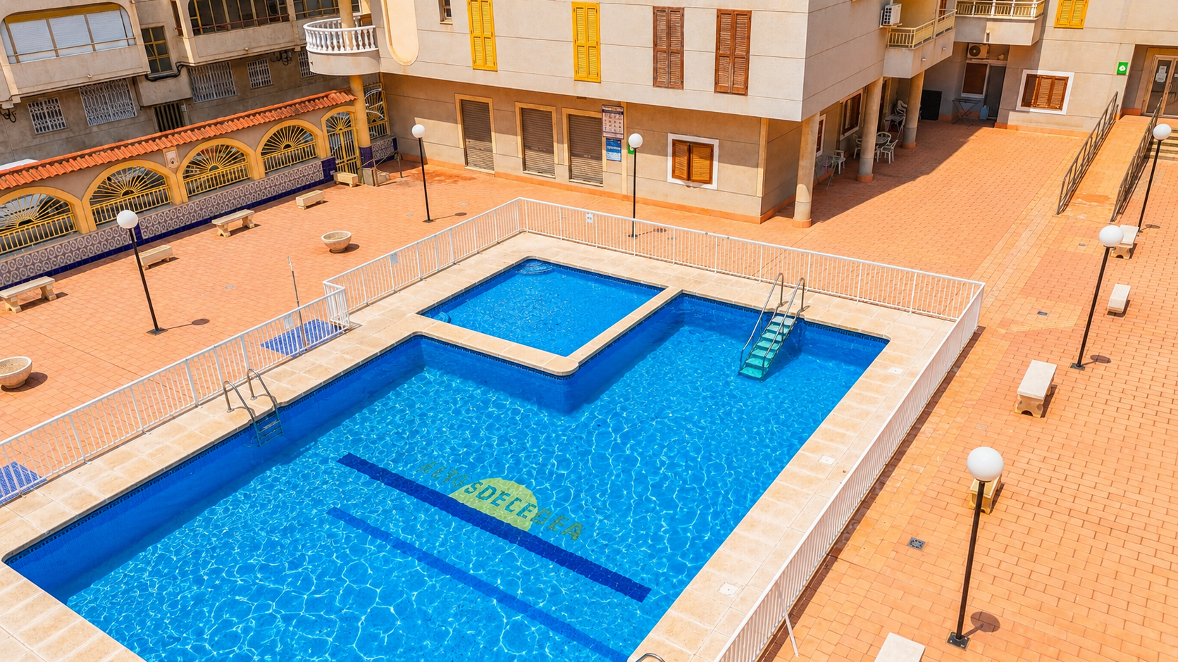 2263_bee749bb207f43520e80f2bc98b3c691 Penthouse for Sale in Torrevieja, Alicante