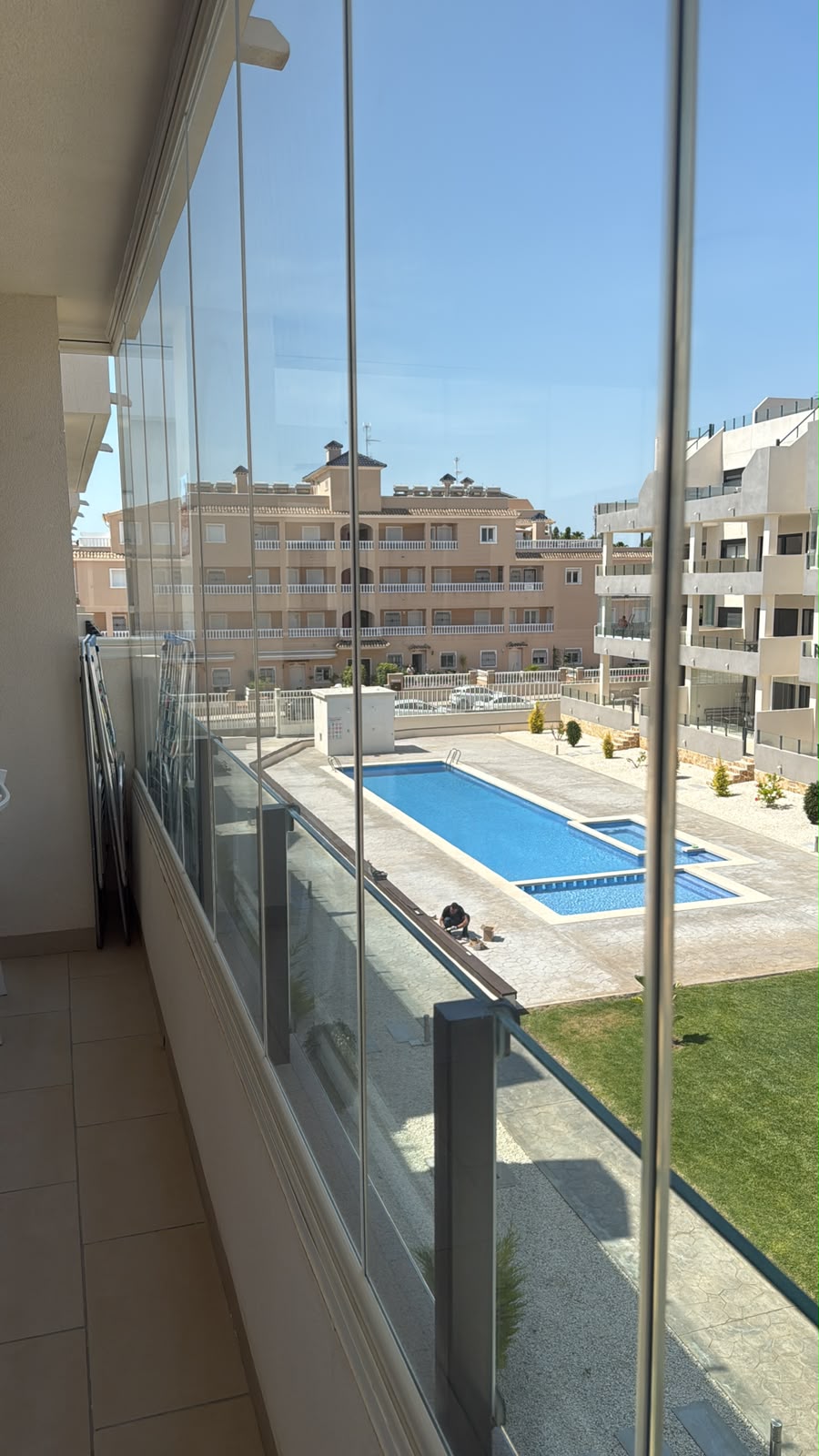Modern Luxury Apartment with Sea Views and Glass-Enclosed Terrace in Villamartín