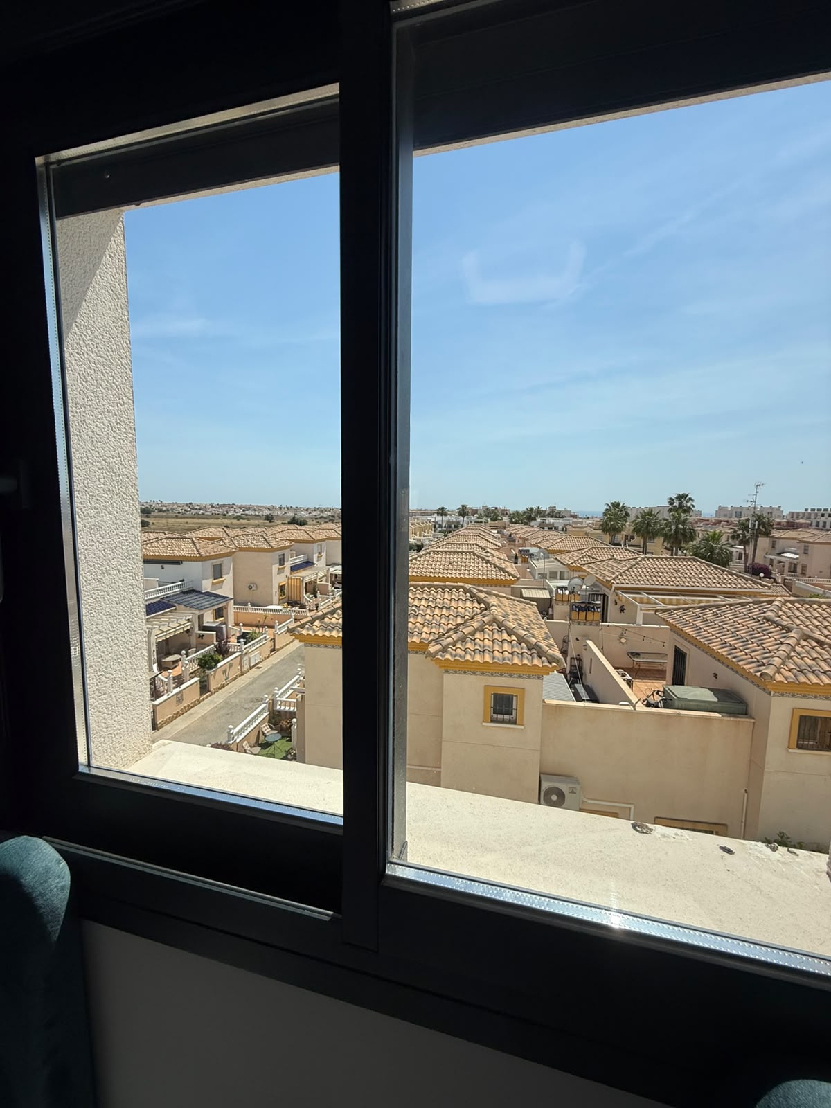 Modern Luxury Apartment with Sea Views and Glass-Enclosed Terrace in Villamartín