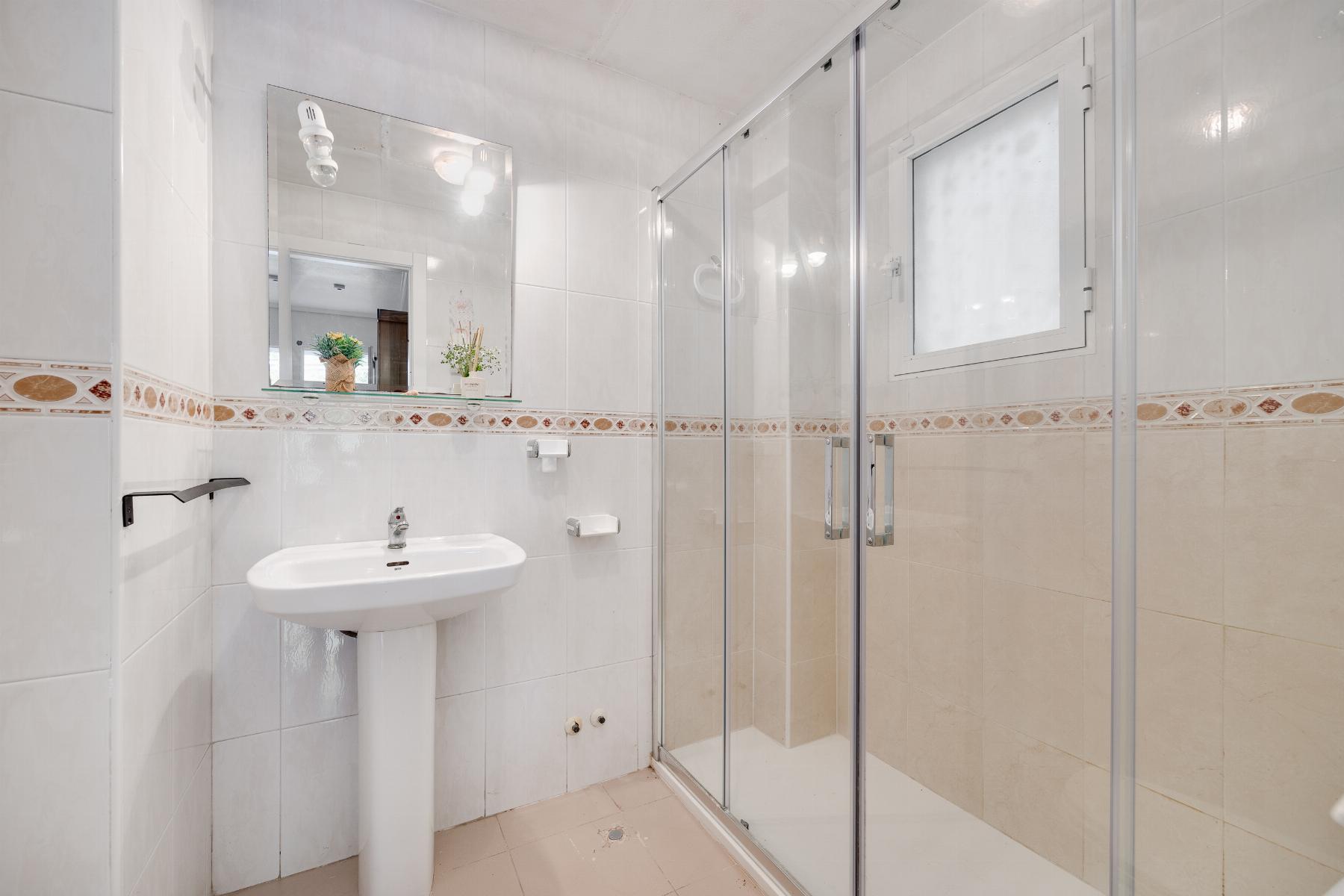 Bungalow for Sale in Torrevieja, Alicante