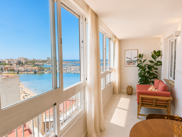 Apartment for Sale in Torrevieja, Alicante