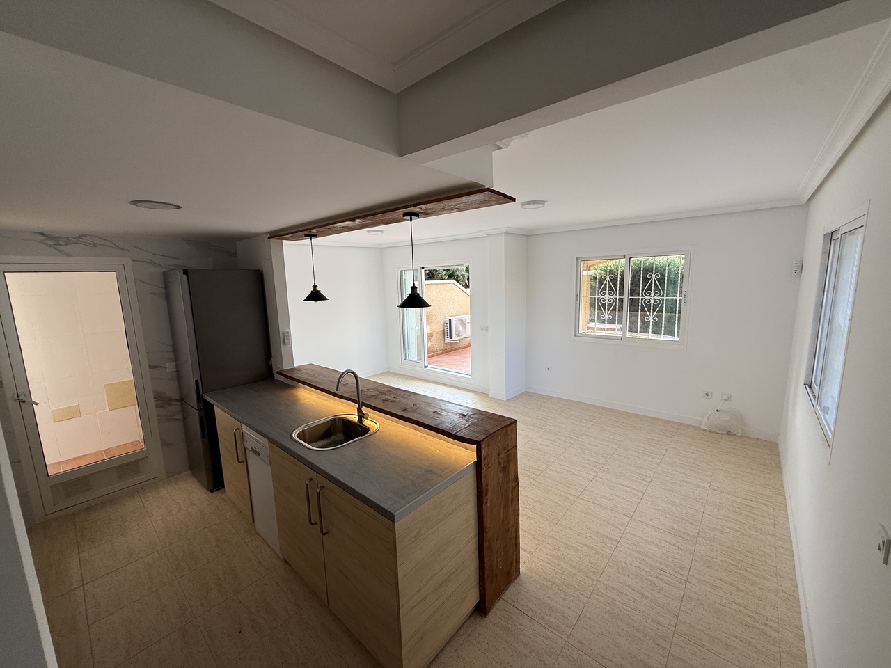 Town House for Sale in Mil Palmeras, Alicante