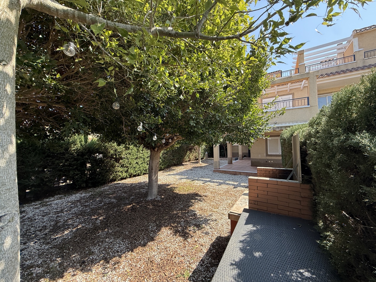 Town House for Sale in Mil Palmeras, Alicante