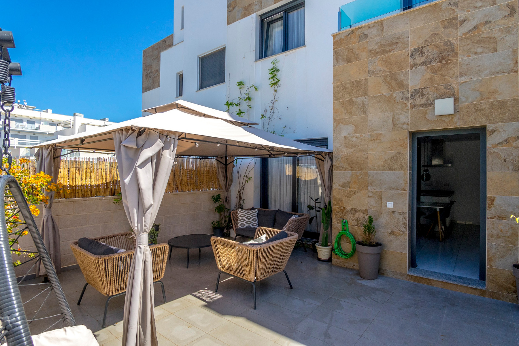 Town House for Sale in Villamartin, Alicante