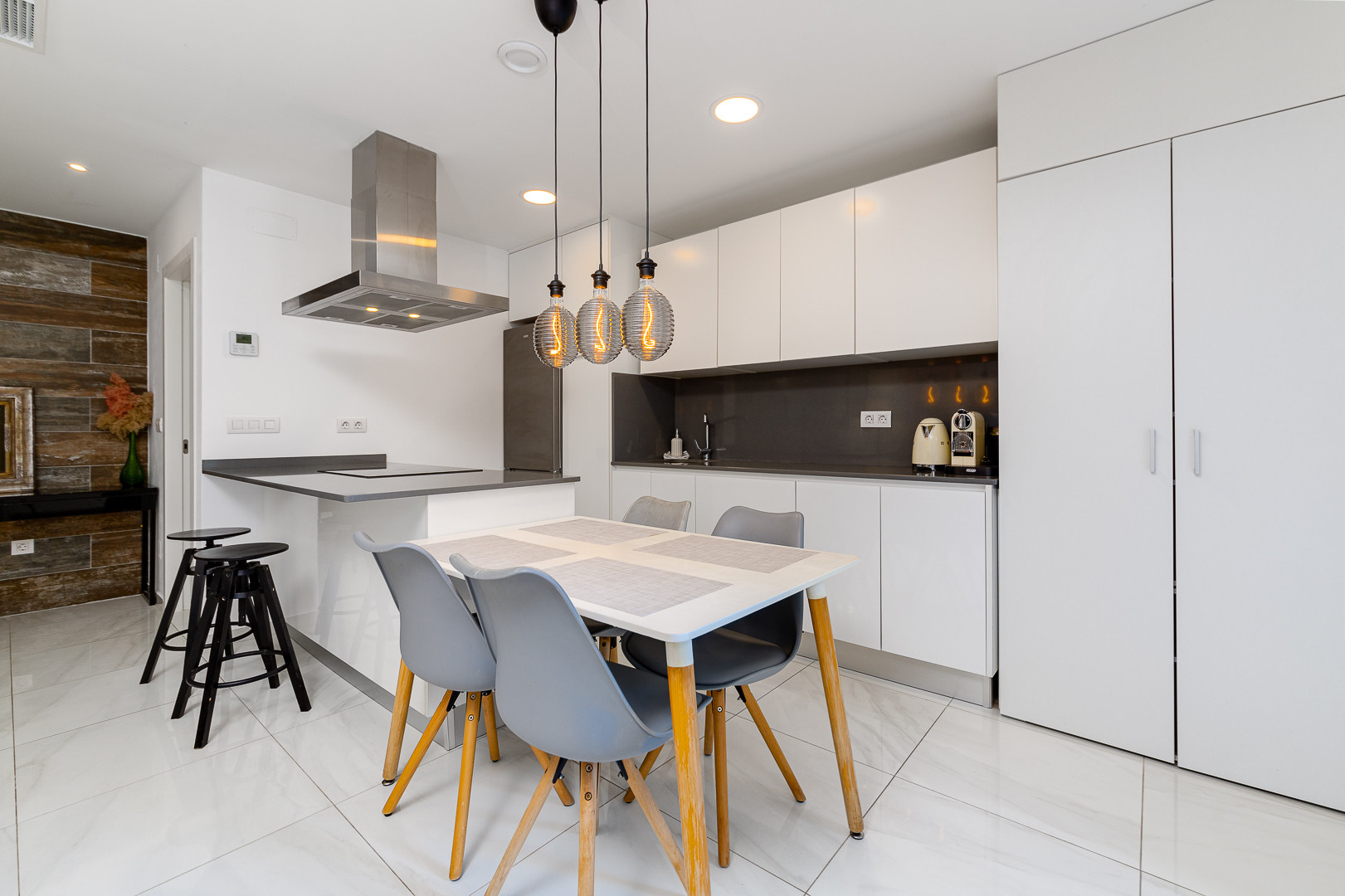 Town House for Sale in Villamartin, Alicante