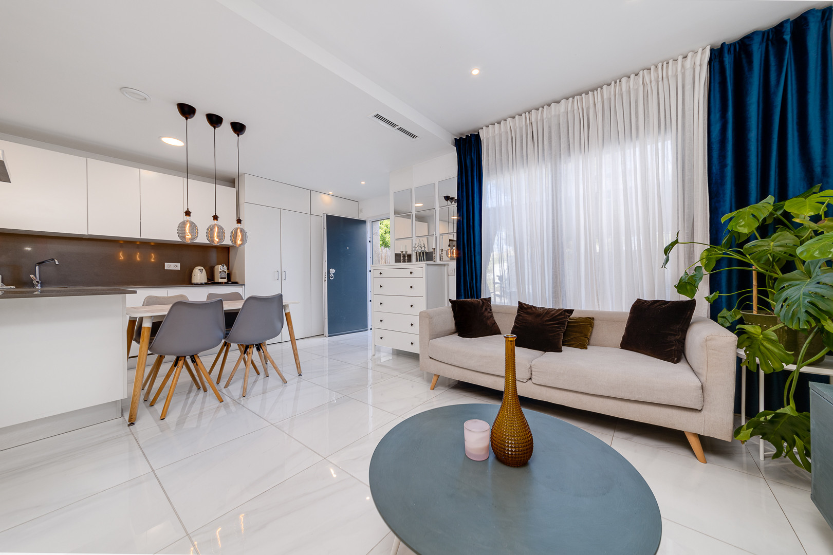 Town House for Sale in Villamartin, Alicante