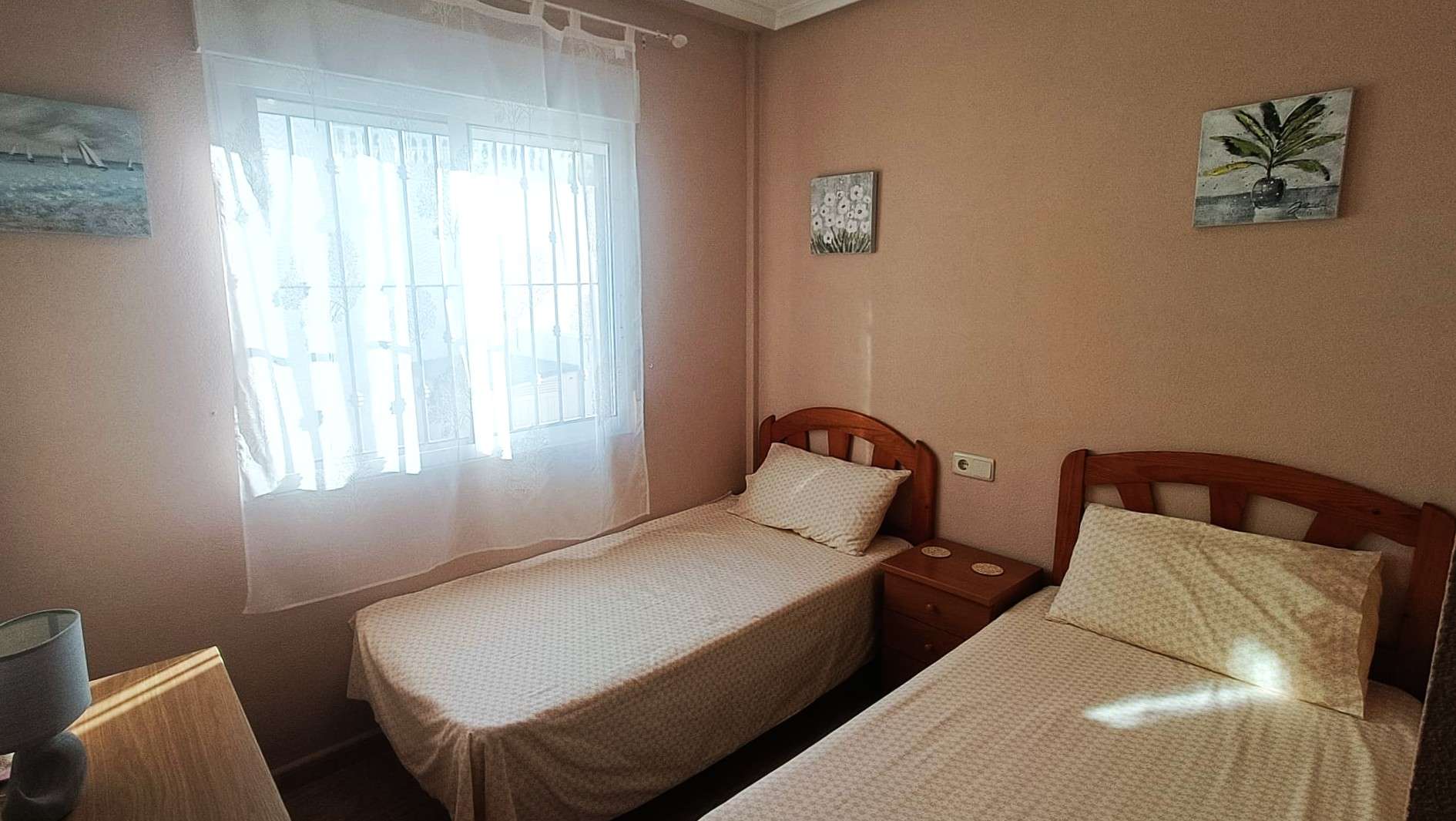 Bungalow for Sale in Algorfa, Alicante