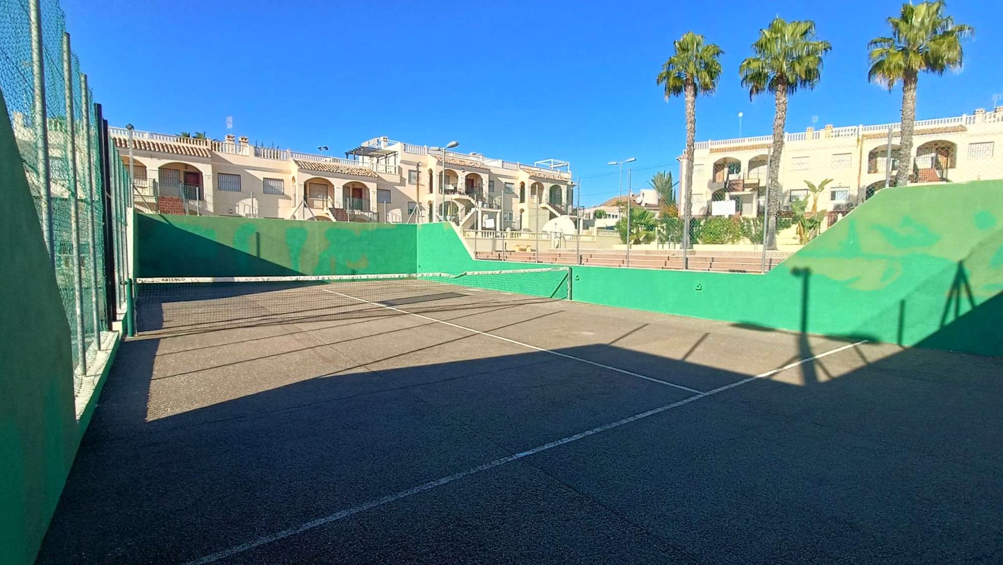 Bungalow for Sale in Algorfa, Alicante