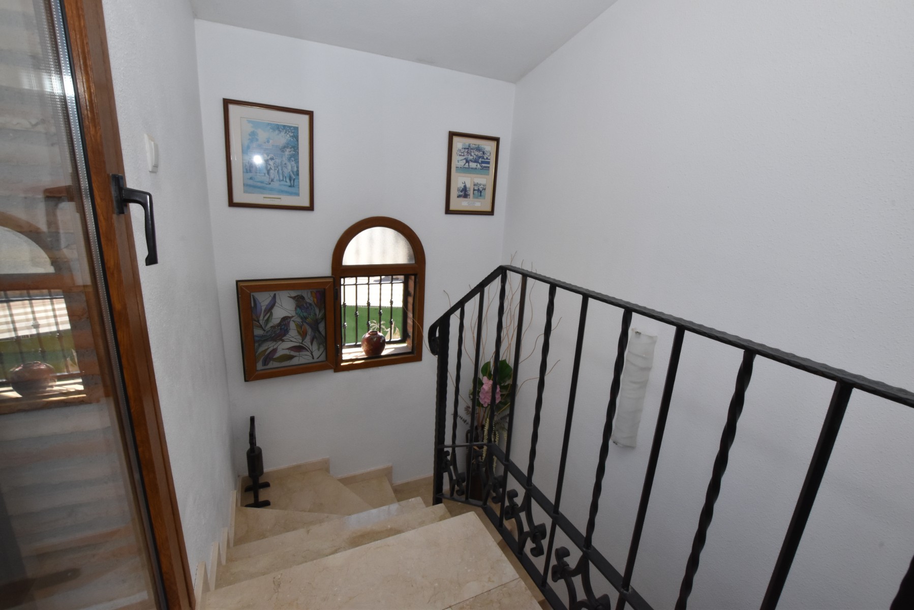 Villa for Sale in Algorfa, Alicante