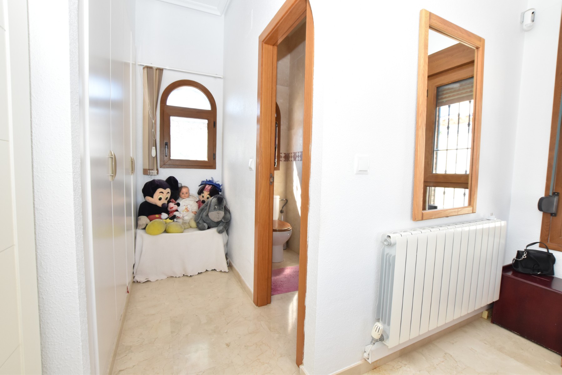 Villa for Sale in Algorfa, Alicante