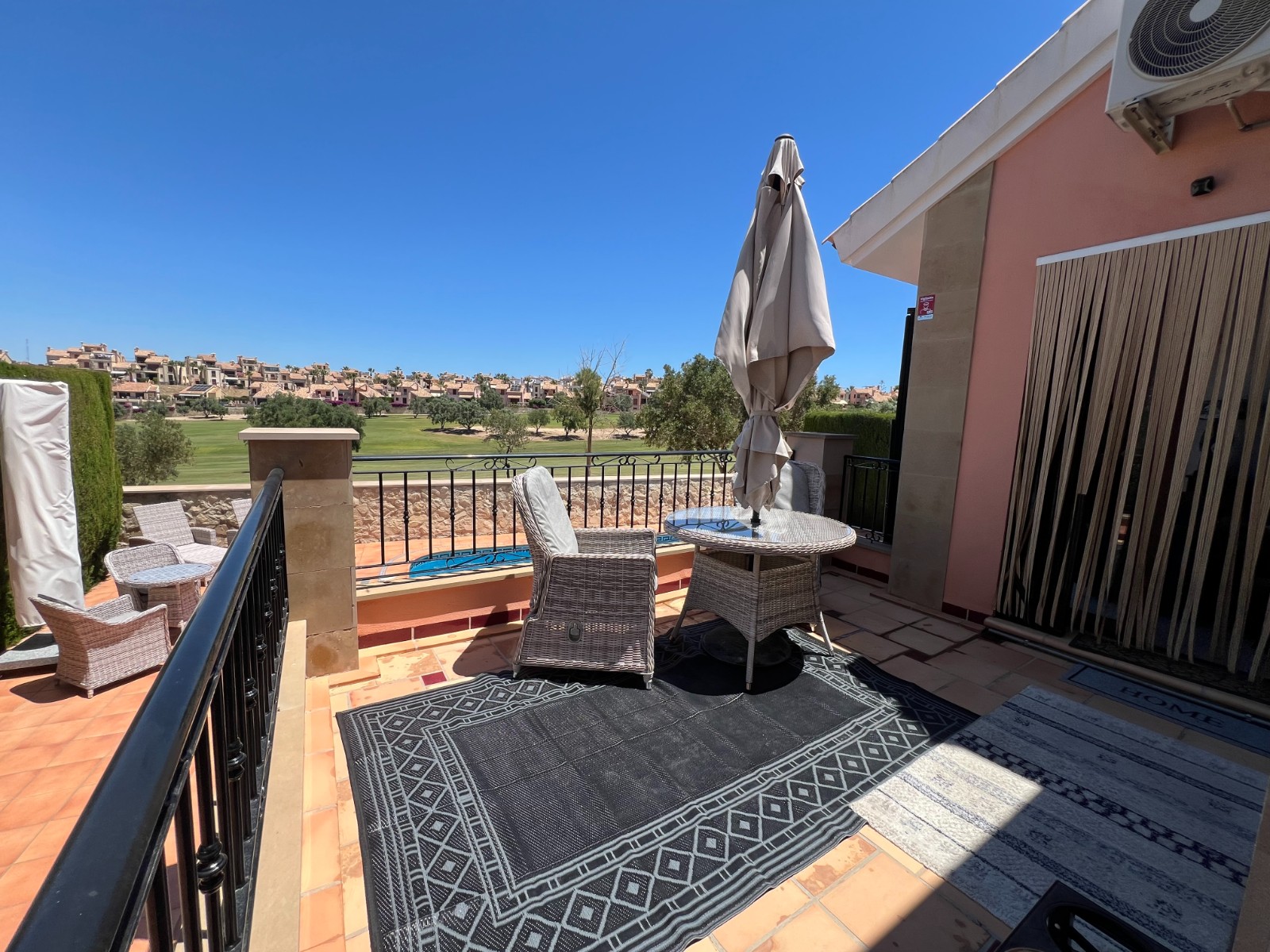 Villa for Sale in Algorfa, Alicante