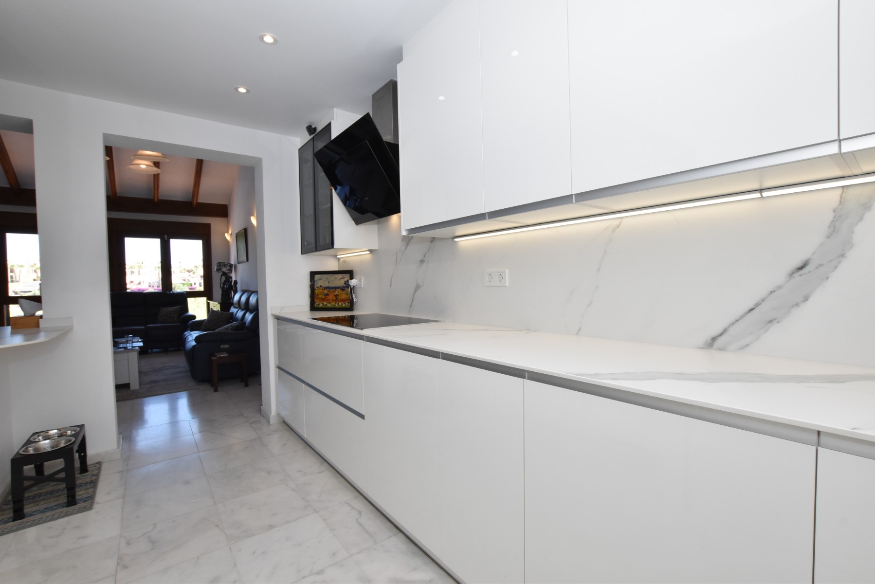 Villa for Sale in Algorfa, Alicante