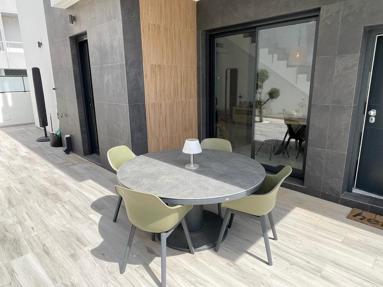 Villa for Sale in Benijofar, Alicante