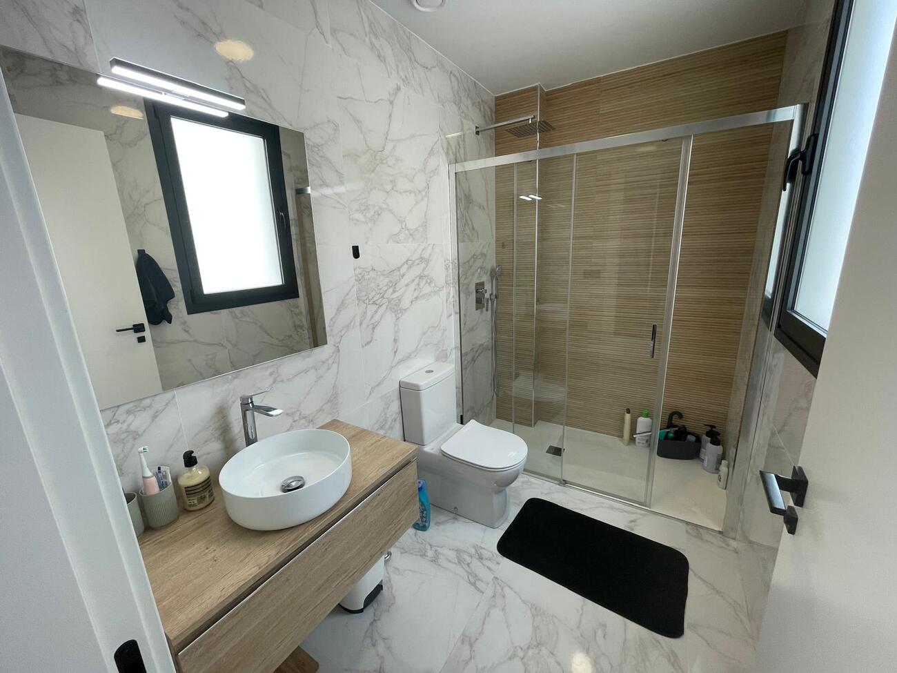 Villa for Sale in Benijofar, Alicante