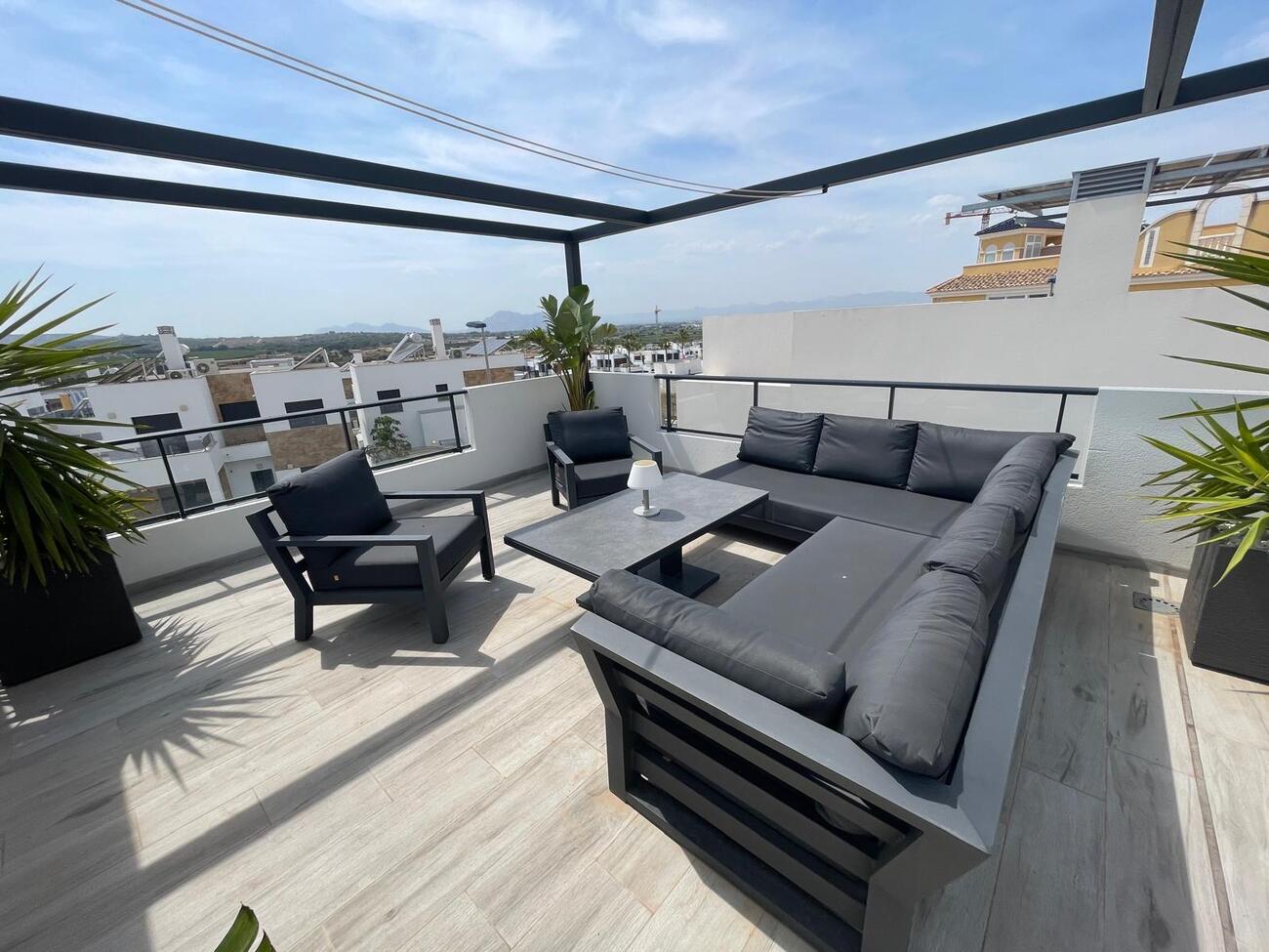 Villa for Sale in Benijofar, Alicante