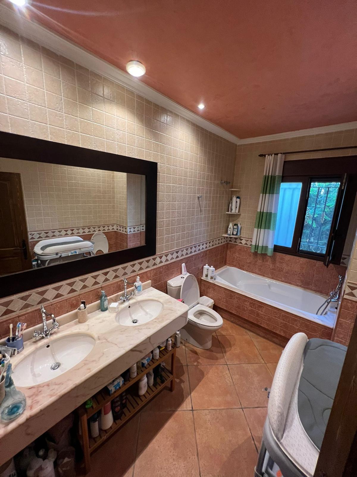 Luxury Mediterranean Estate with Private Orchard in Valverde, Elche