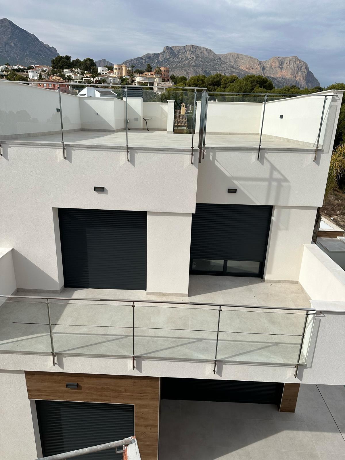 NEW BUILD VILLAS IN LA NUCIA