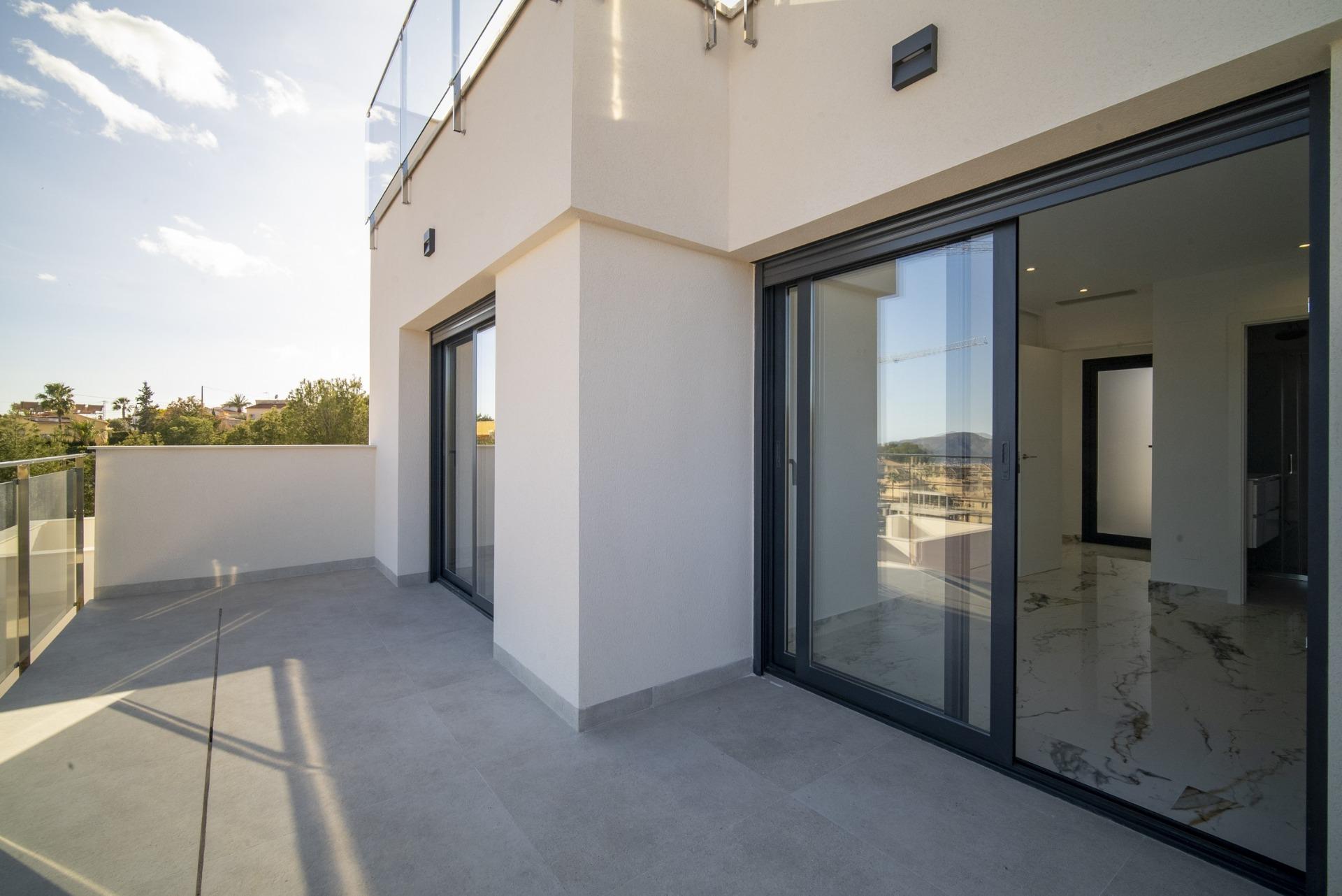 NEW BUILD VILLAS IN LA NUCIA