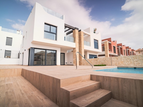 NEW BUILD RESIDENTIAL COMPLEX IN PUNTA PRIMA