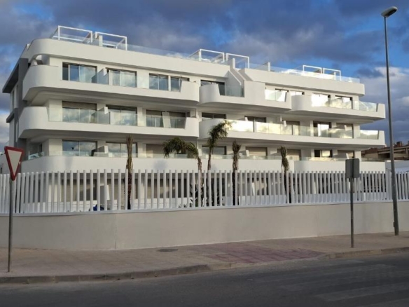 NEW BUILD RESIDENTIAL COMPLEX IN LOMAS DE CABO ROIG