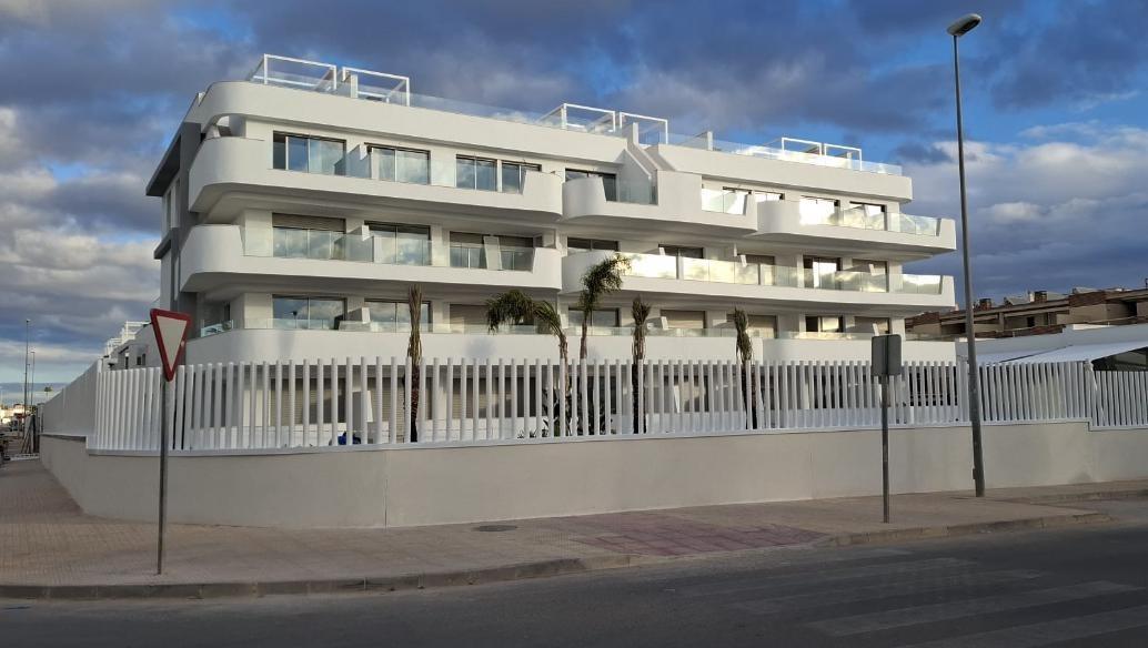 9-1 NEW BUILD RESIDENTIAL COMPLEX IN LOMAS DE CABO ROIG