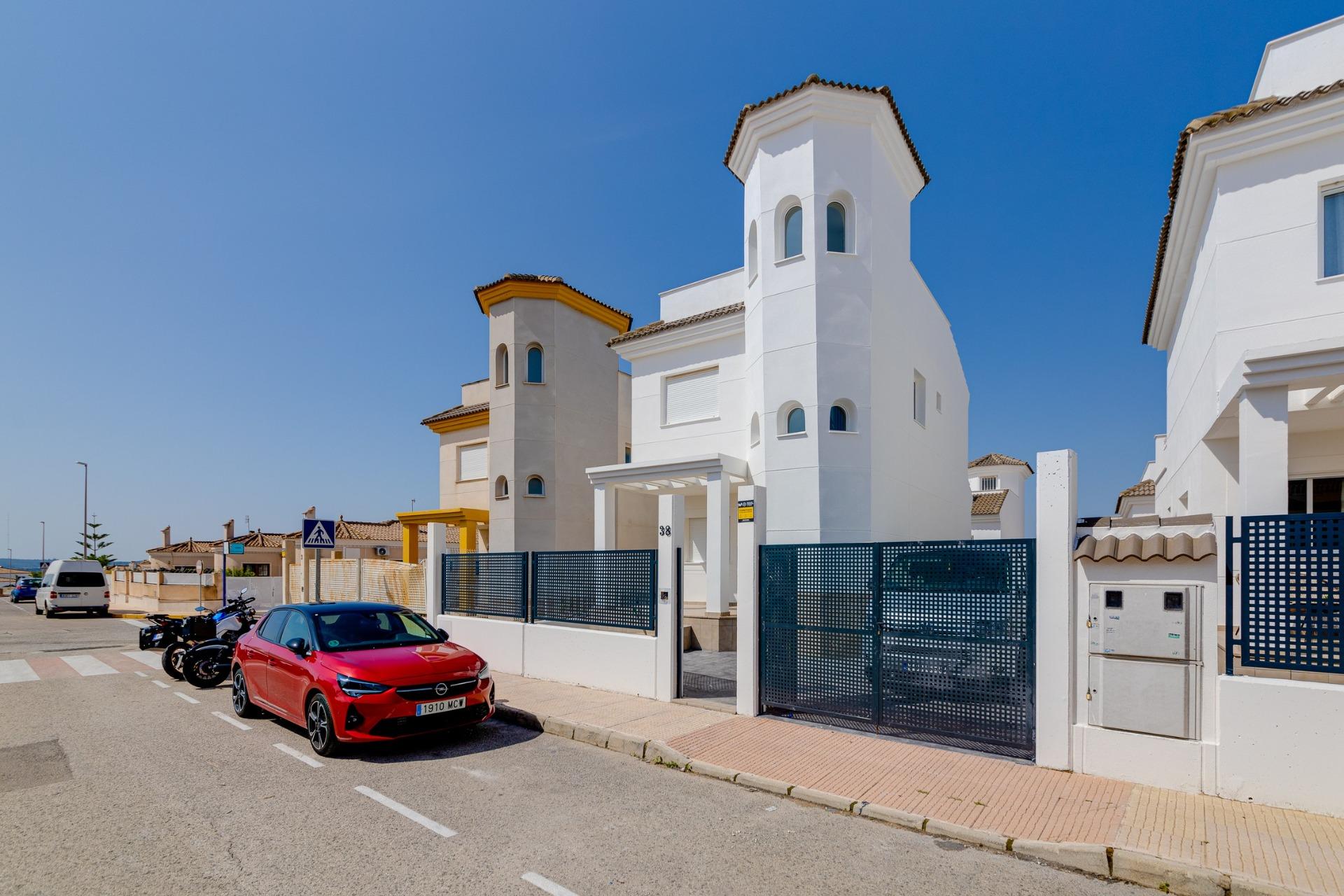NEW BUILD RESIDENTIAL IN SAN FULGENCIO