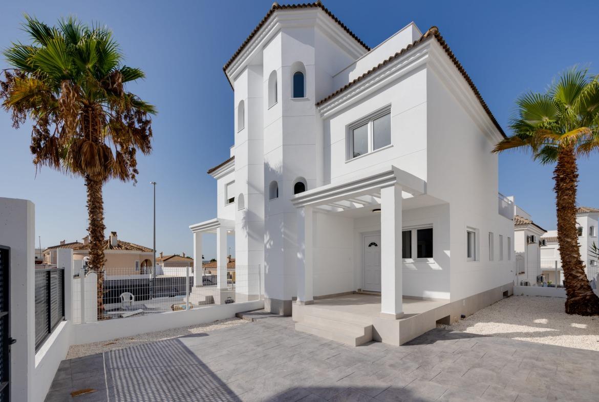 15-1 NEW BUILD RESIDENTIAL IN SAN FULGENCIO