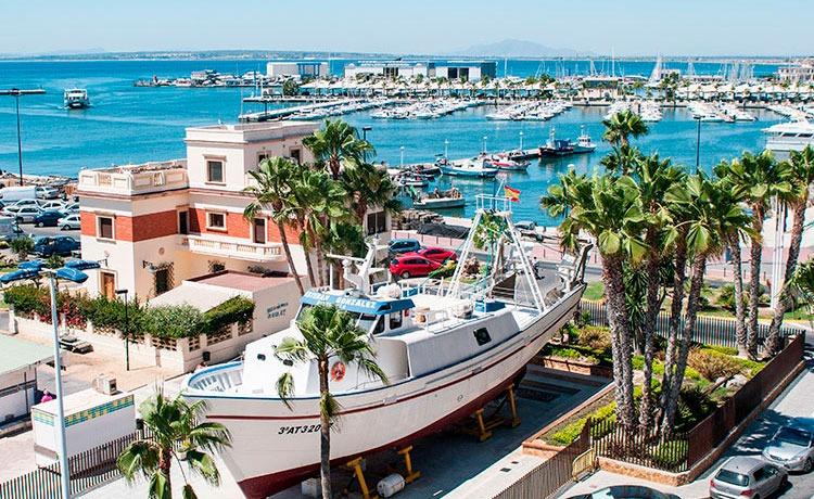 NEW BUILD RESIDENTIAL COMPLEX IN SANTA POLA