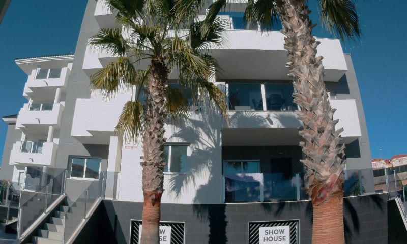 Magnificent apartment between the sea and the golf!