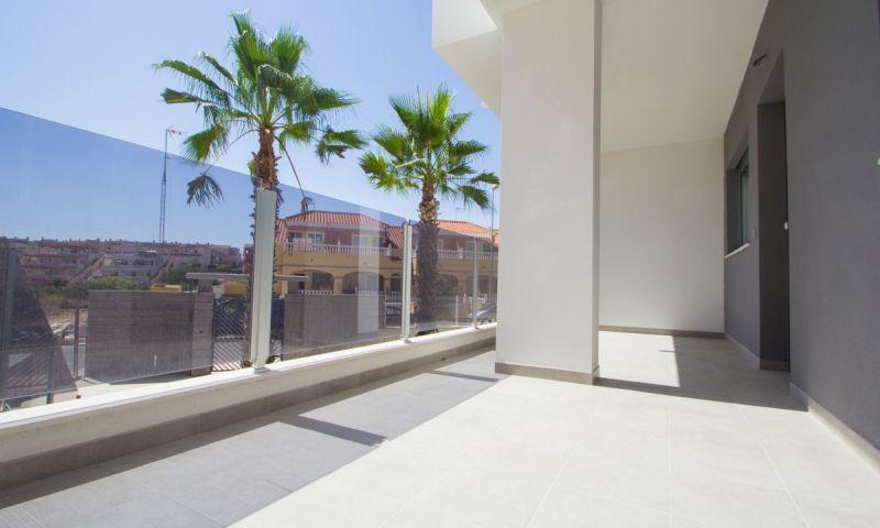Magnificent apartment between the sea and the golf!