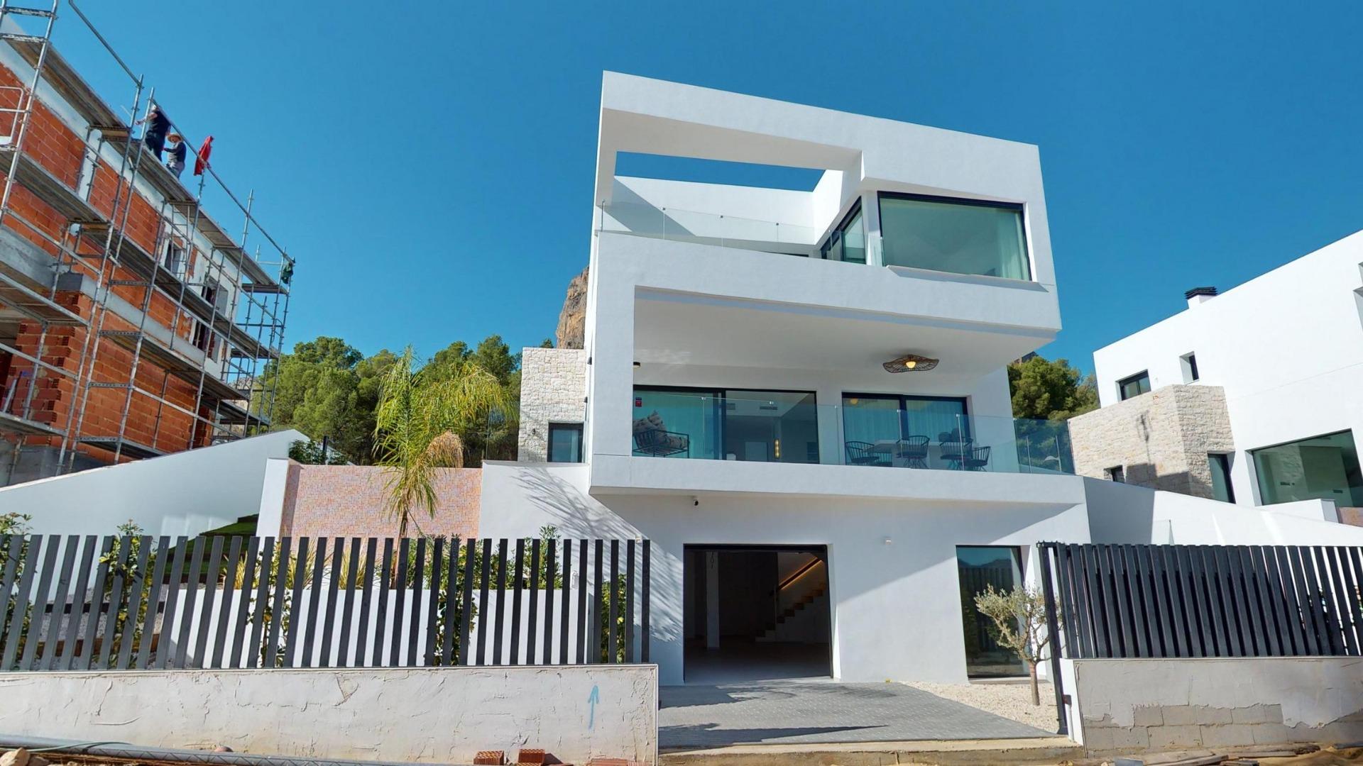 New Build Luxury Villas in Polop with Stunning Views